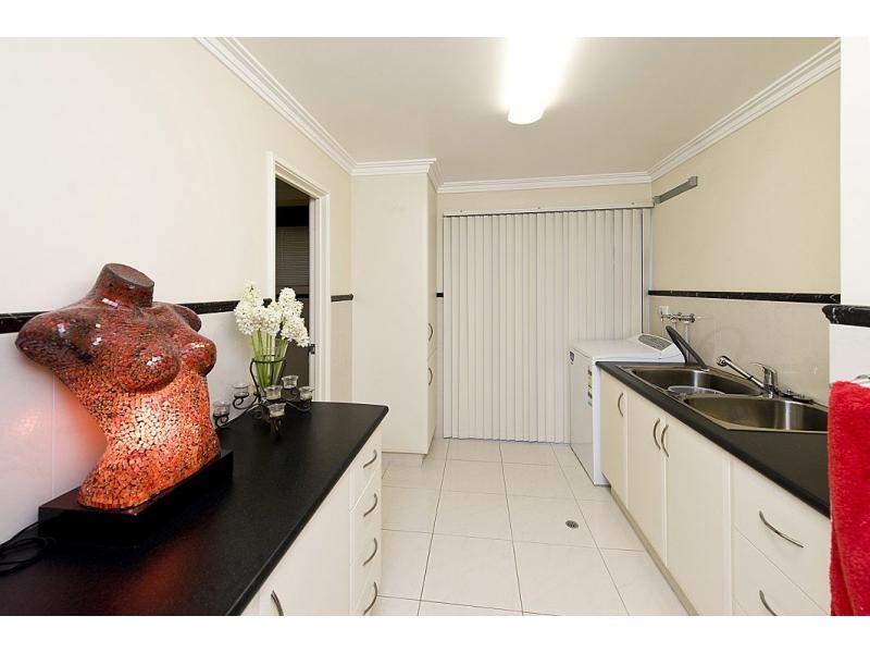 9 Huron Lane, Dianella WA 6059