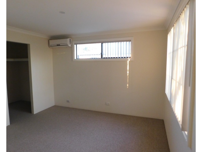 44c Eastbourne Crescent, Nollamara WA 6061