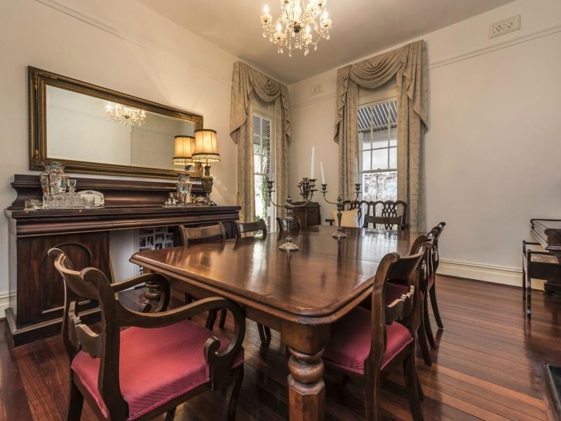 19 Swan Street East, Guildford WA 6055