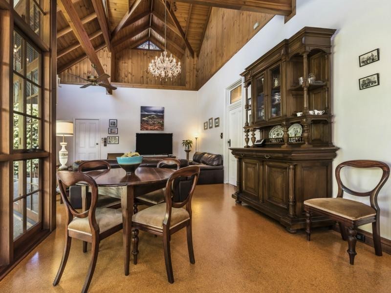 19 Swan Street East, Guildford WA 6055