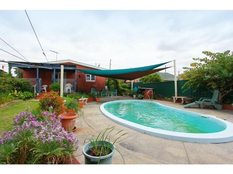 53 Altone Road, Lockridge WA 6054