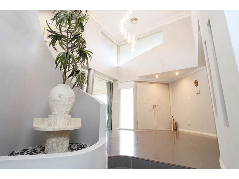 54 Belleview Crescent, Dianella WA 6059