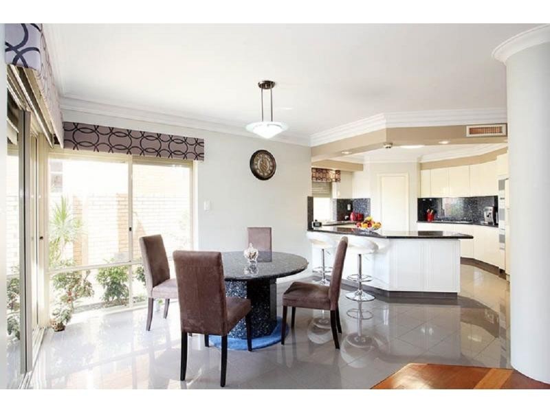 54 Belleview Crescent, Dianella WA 6059