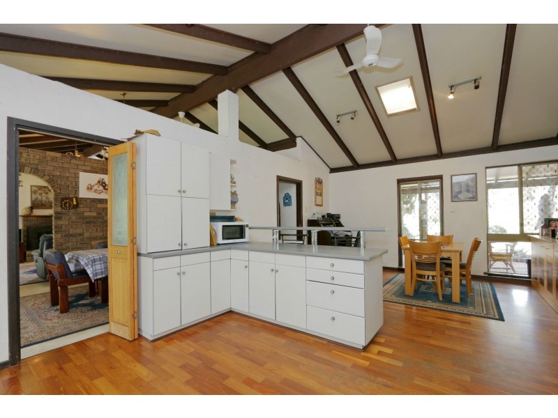 Forrestfield WA 6058