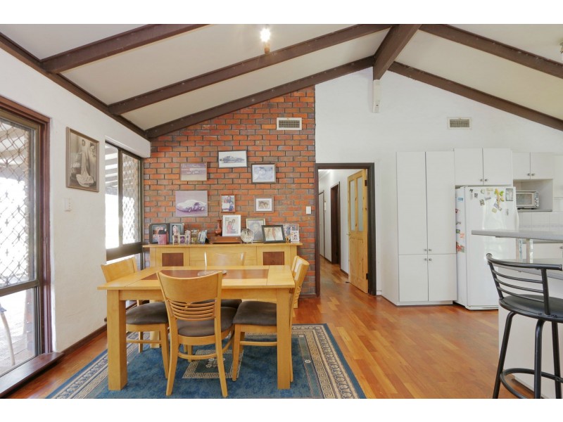 Forrestfield WA 6058