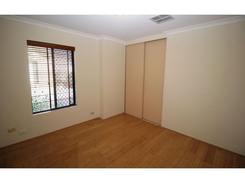 20/8 Garnsworthy Place, Bassendean WA 6054