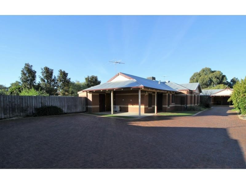 20/8 Garnsworthy Place, Bassendean WA 6054