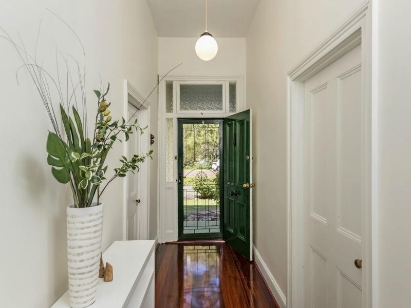 60 Helena Street, Guildford WA 6055