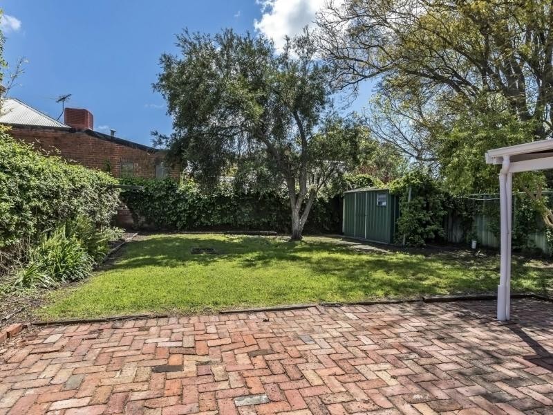 60 Helena Street, Guildford WA 6055