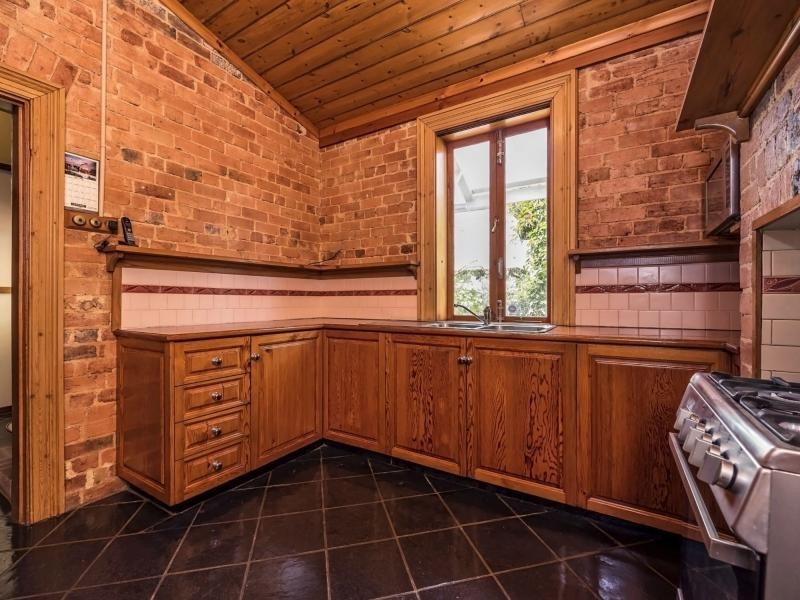 17 Turton Street, Guildford WA 6055