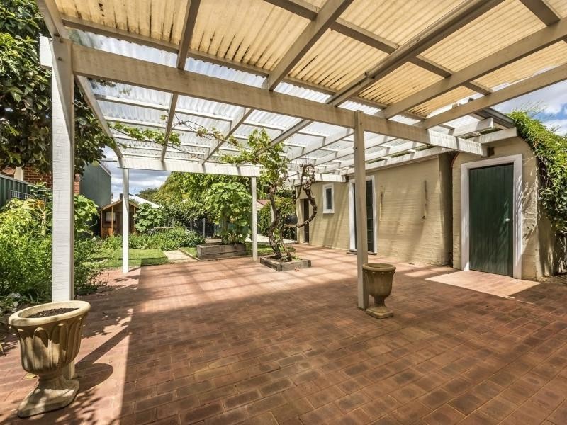 17 Turton Street, Guildford WA 6055
