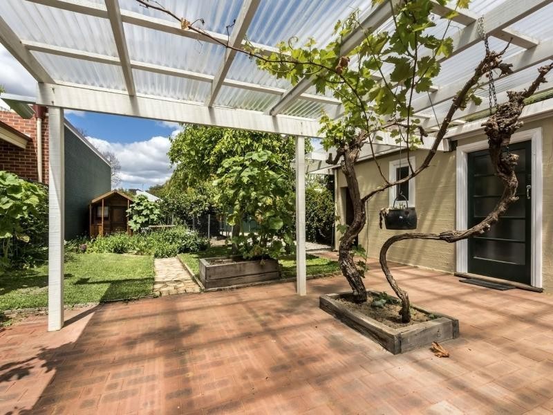 17 Turton Street, Guildford WA 6055