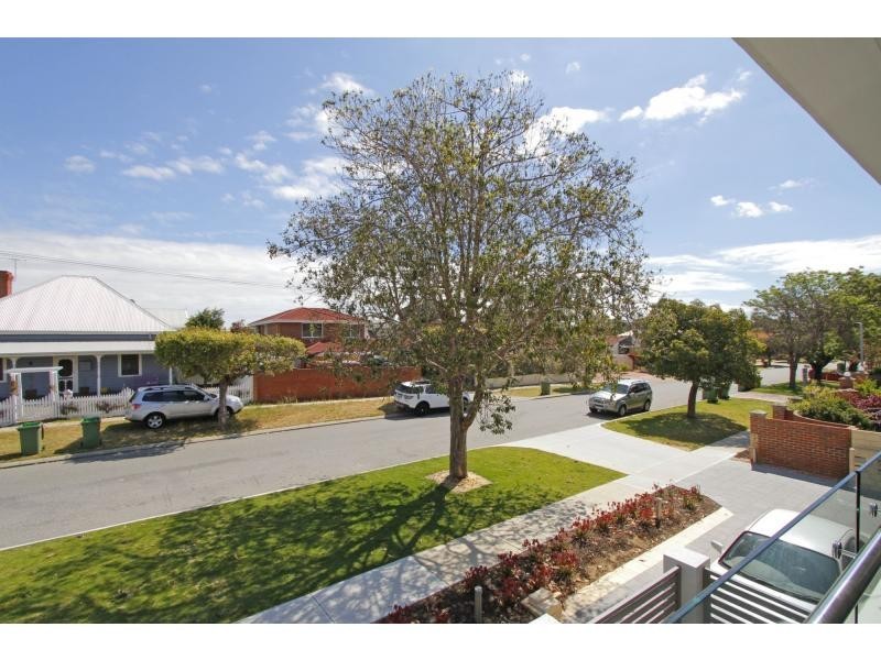 1/16 Watson Place, Maylands WA 6051