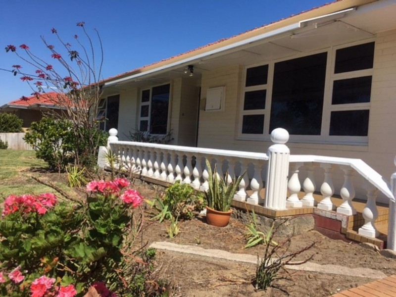 96 Morley Drive St, Yokine WA 6060