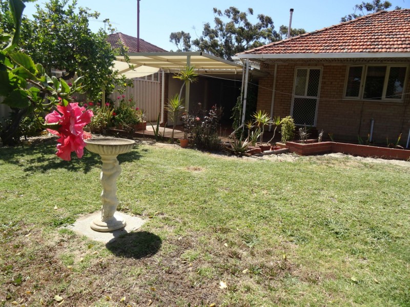 96 Morley Drive St, Yokine WA 6060