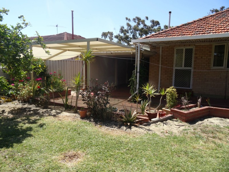 96 Morley Drive St, Yokine WA 6060