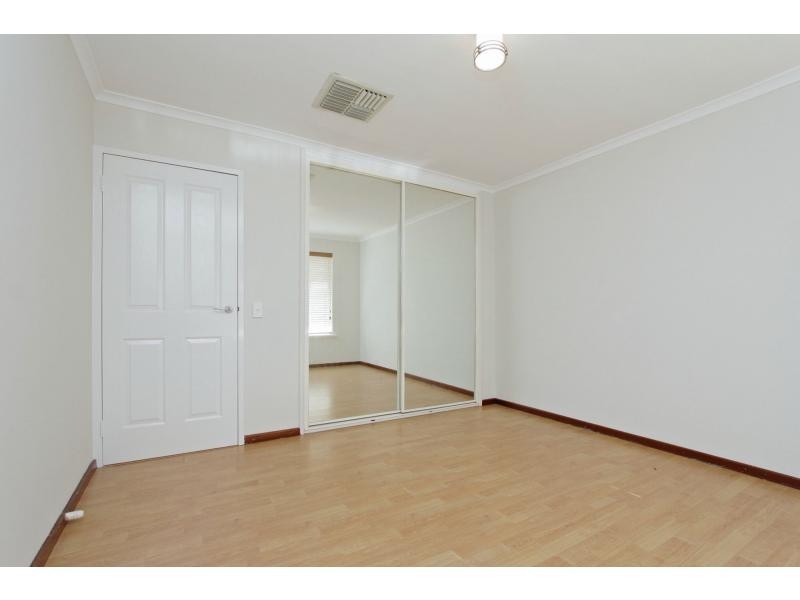 28 Ellesmere Road, Swan View WA 6056