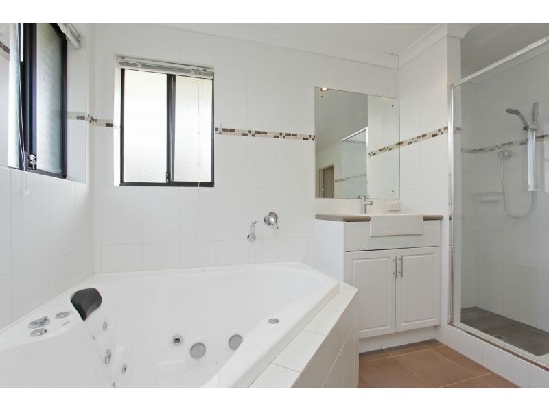 28 Ellesmere Road, Swan View WA 6056