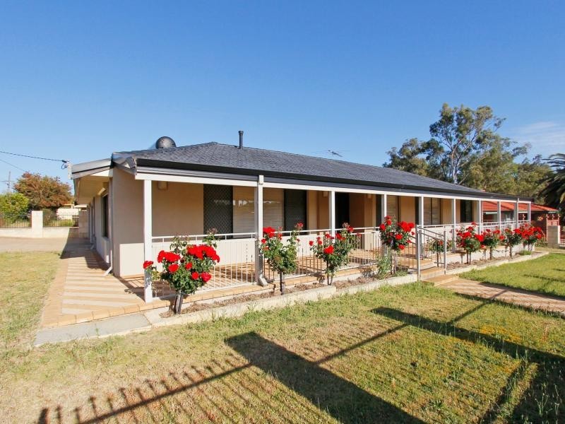28 Ellesmere Road, Swan View WA 6056