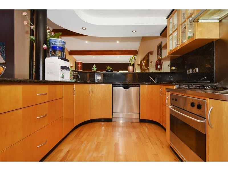 16 Purley Street, Bayswater WA 6053