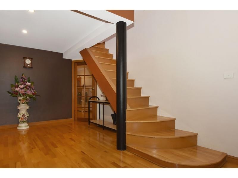 16 Purley Street, Bayswater WA 6053