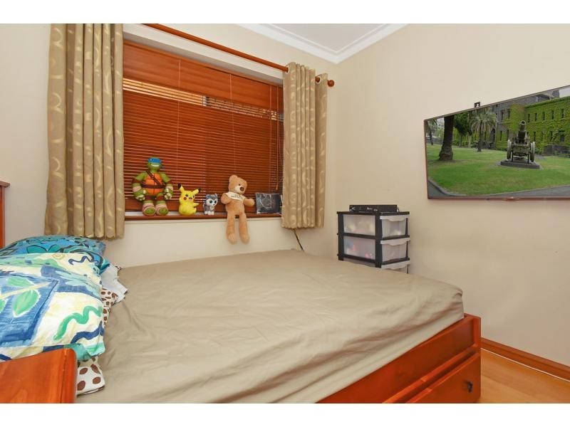 16 Purley Street, Bayswater WA 6053