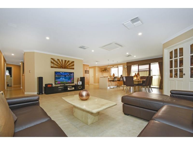54 Crabtree Street, Alexander Heights WA 6064