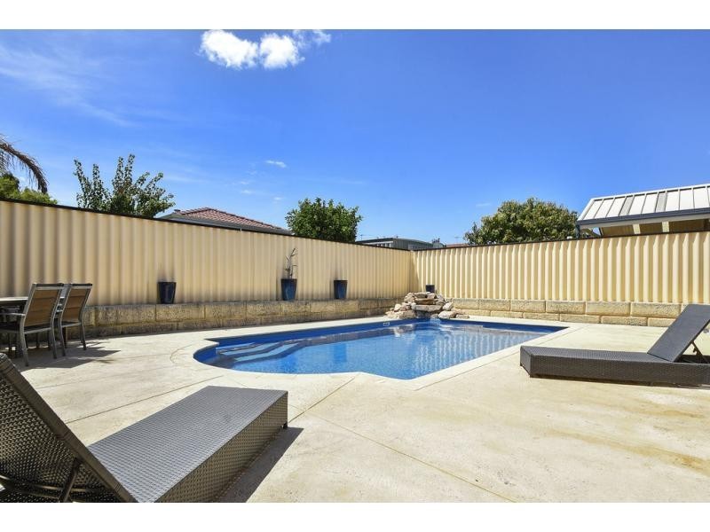 54 Crabtree Street, Alexander Heights WA 6064