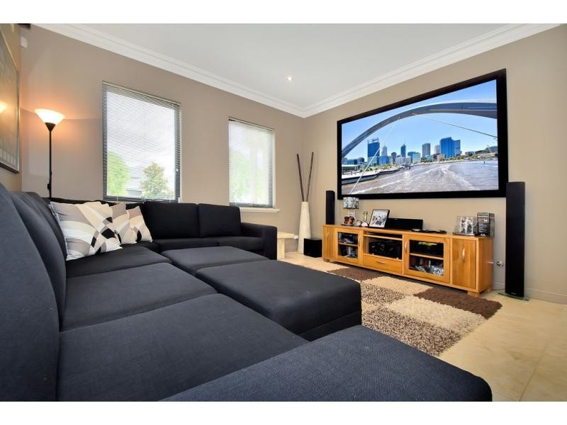 34 Cherrywood Avenue, Dianella WA 6059