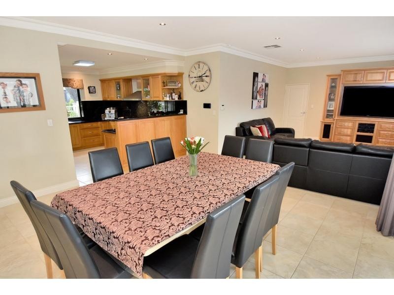 34 Cherrywood Avenue, Dianella WA 6059