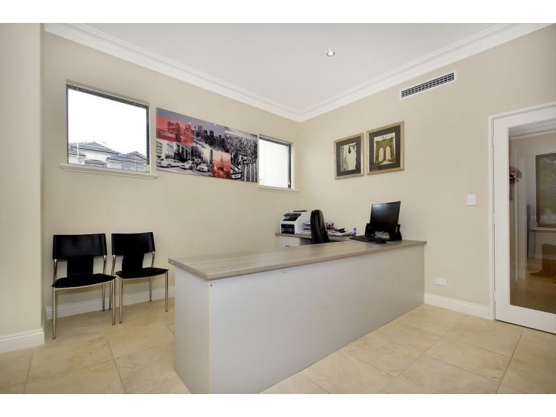 34 Cherrywood Avenue, Dianella WA 6059