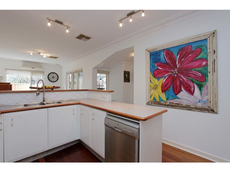 13 Leeds Street, Dianella WA 6059