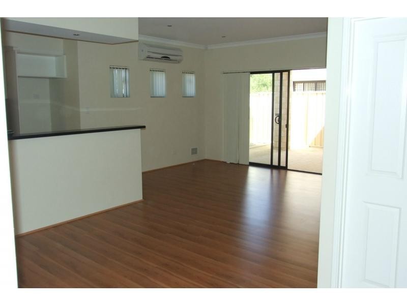 15A Loxwood Road, Balga WA 6061