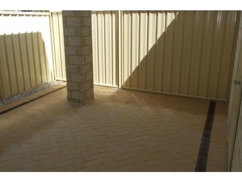 15A Loxwood Road, Balga WA 6061