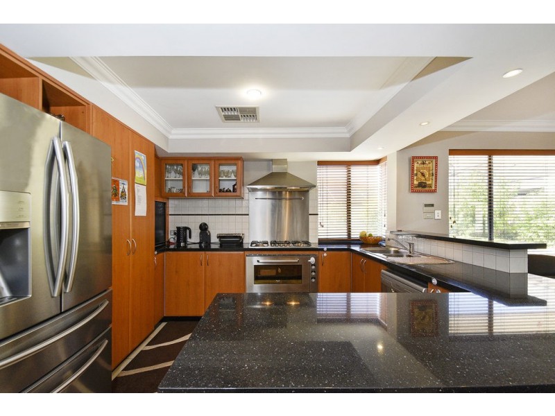 29 Cherrywood Avenue, Dianella WA 6059