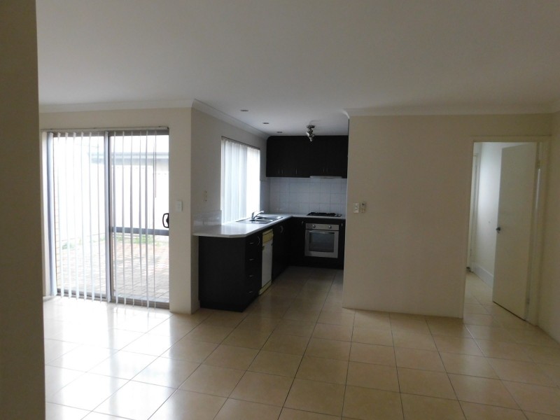 11b Loxwood Road, Balga WA 6061