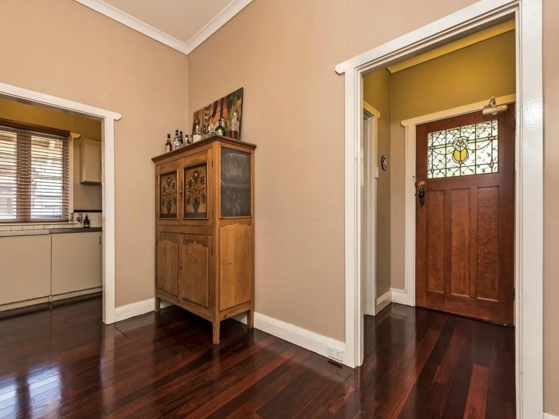 76 Anzac Terrace, Bassendean WA 6054