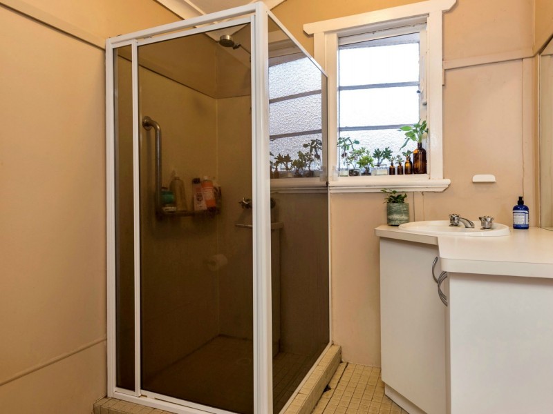 76 Anzac Terrace, Bassendean WA 6054