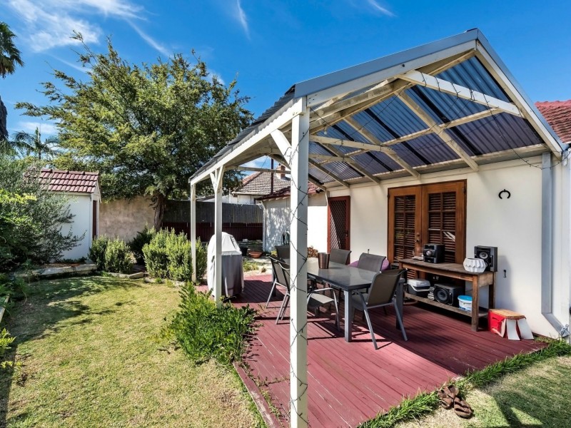 76 Anzac Terrace, Bassendean WA 6054