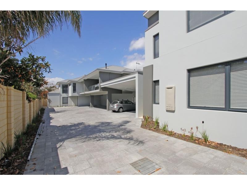 2/16 Watson Place, Maylands WA 6051