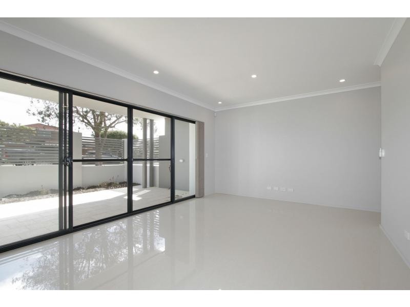 2/16 Watson Place, Maylands WA 6051