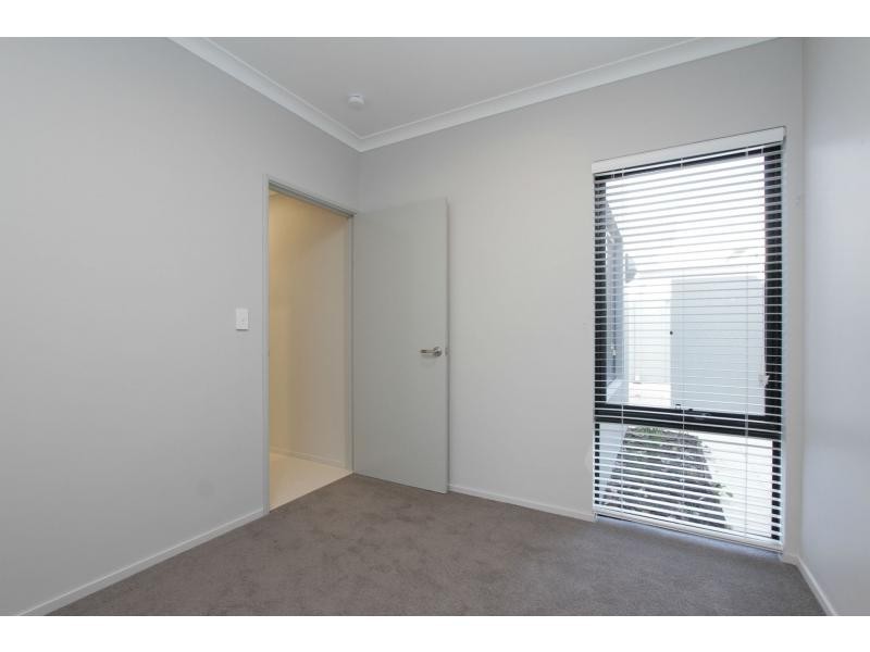 2/16 Watson Place, Maylands WA 6051