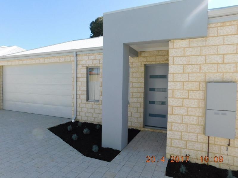 2/163 Mirrabooka Avenue, Balga WA 6061