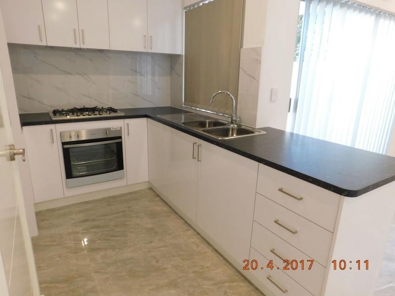 2/163 Mirrabooka Avenue, Balga WA 6061