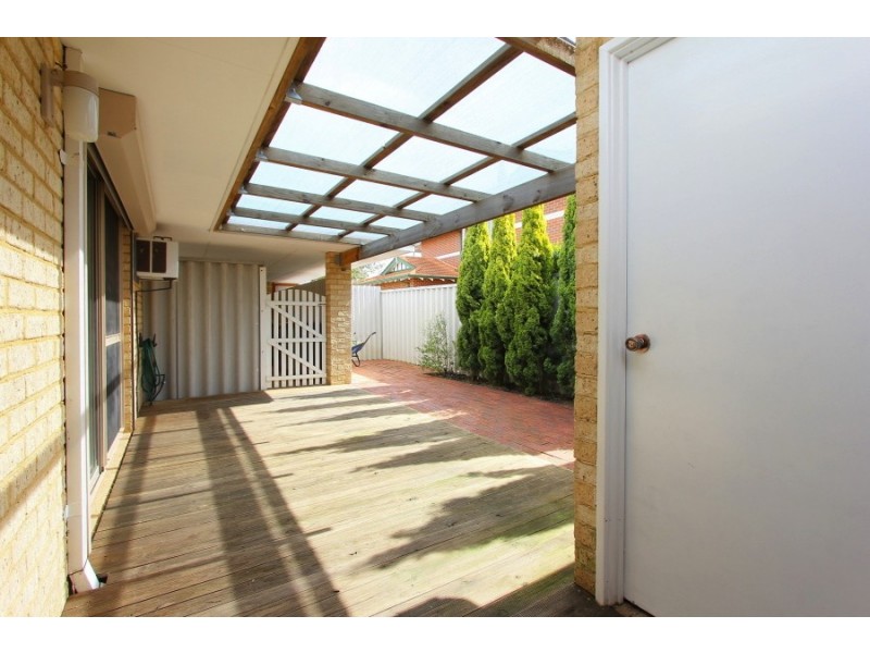 2/12 Watson Place, Maylands WA 6051