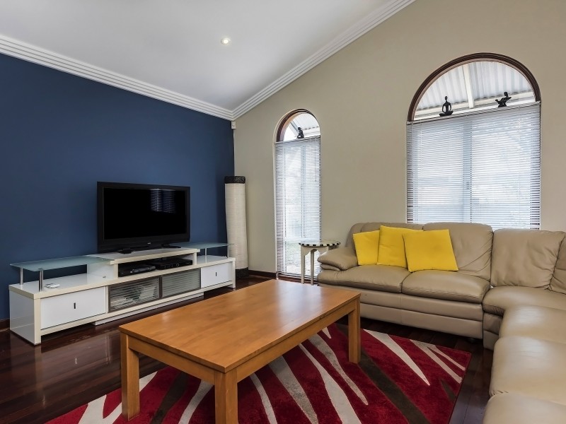 28A James St, Guildford WA 6055