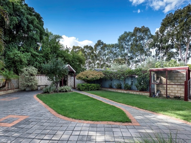 28A James St, Guildford WA 6055