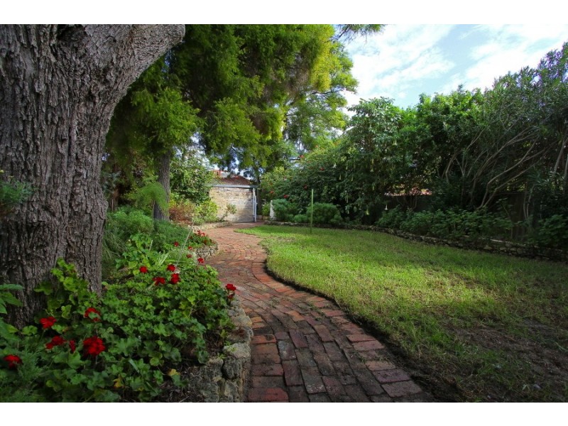 47 Leake St, Bayswater WA 6053