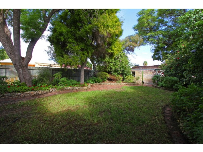 47 Leake St, Bayswater WA 6053