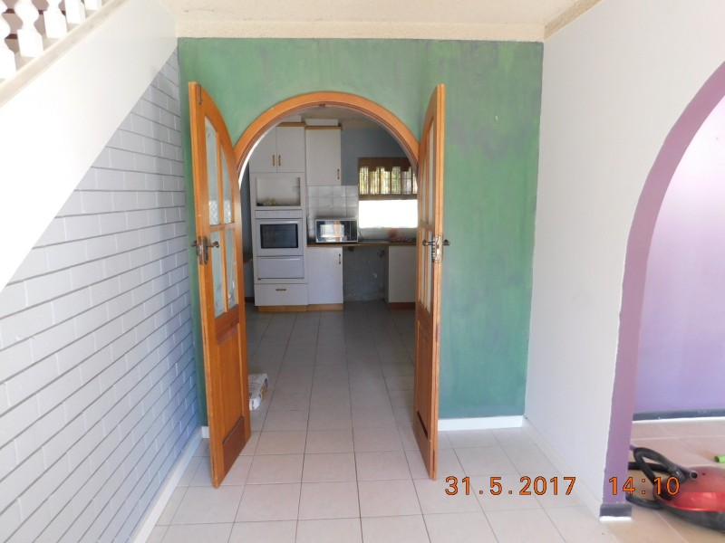 21 West Pde, Hazelmere WA 6055